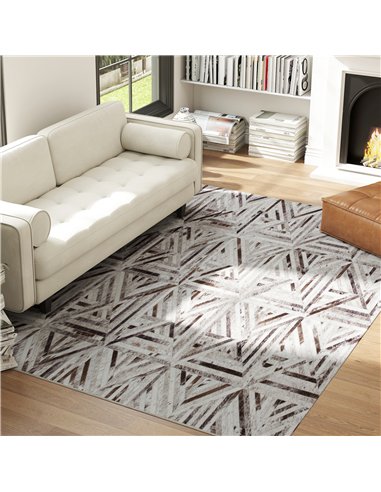 HOMCOM Modern Area Rug, Triangle Pattern Non-Slip Washable Rug, Chenille Floor Carpet for Living Room, Bedroom, Dining Room, Hom