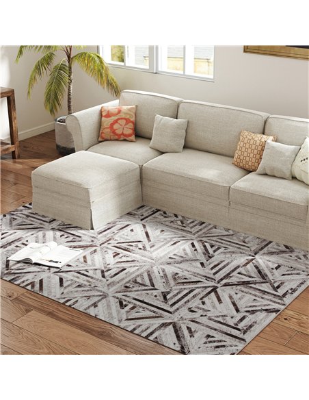 HOMCOM Modern Area Rug, Triangle Pattern Non-Slip Washable Rug, Chenille Floor Carpet for Living Room, Bedroom, Dining Room, Hom