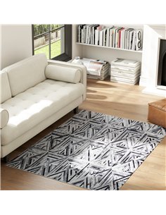 HOMCOM Modern Area Rug, Triangle Pattern Non-Slip Washable Rug, Chenille Floor Carpet for Living Room, Bedroom, Dining Room, Hom 2