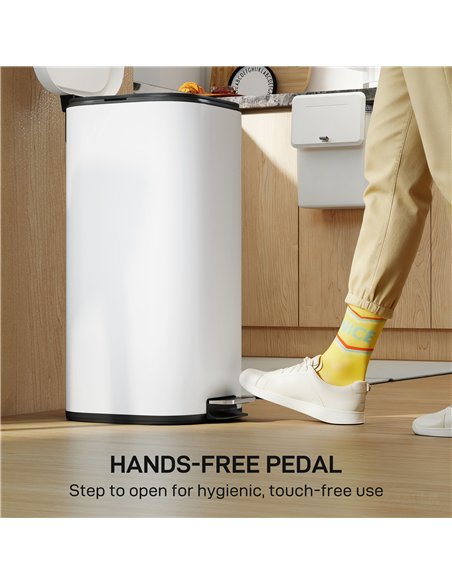 HOMCOM 30L Kitchen Bin, Compact Pedal Bin with Soft-Close and Stay-Open Lid, Removable Bucket for Kitchen, Home, Office, Cream