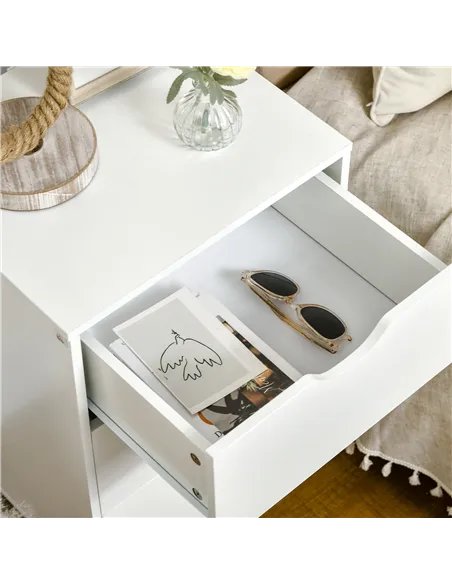 HOMCOM Bedside Table, Bedside Cabinet with 3 Drawers, Small Side Table with Wood Legs and Cut-out Handles for Bedroom, White
