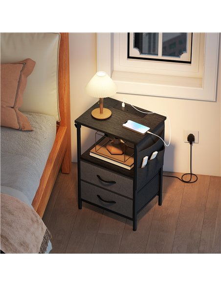 HOMCOM Bedside Table with Charging Station - Black