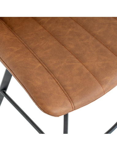 High-quality metal and wood construction of Hill Interiors SKU 24376 Malmo Tan Swivel Bar Stool, detailed view for UK customers