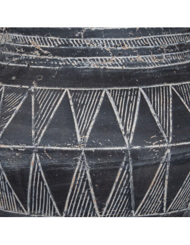 High-quality metal and wood construction of Hill Interiors SKU 24628 Etched Collection Tall Pot With Handle, detailed view for