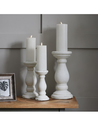 High-quality metal and wood construction of Hill Interiors SKU 22261 Large Matt White Ceramic Candle Holder, detailed view for