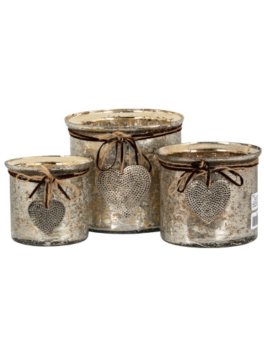 High-quality metal and wood construction of Hill Interiors SKU 22414 Mercury Hammered Heart Large Candle Holder, detailed view