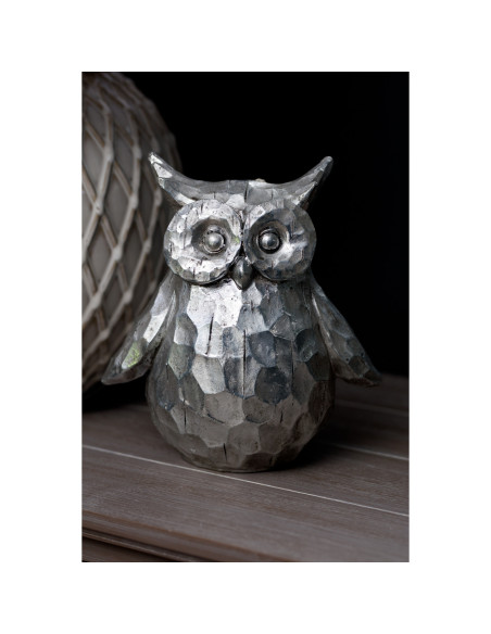 High-quality metal and wood construction of Hill Interiors SKU 21714 Olive The Large Silver Ceramic Owl, detailed view for UK c