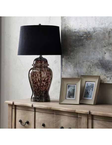 High-quality metal and wood construction of Hill Interiors SKU 19308 White Washed Wood Photo Frame 4X6, detailed view for UK cu