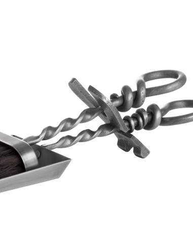 Buy Hill Interiors 20353 Silver Hearth Tidy Set With Hand Turned Loop Handle online in UK with fast delivery from FastDaddy UK,