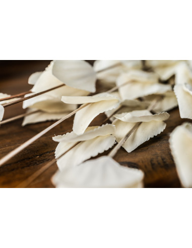 High-quality metal and wood construction of Hill Interiors SKU 22203 Bouquet Of Dried Thlaspi Arvense, detailed view for UK cus