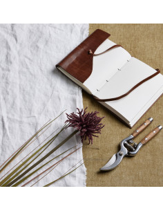 High-quality metal and wood construction of Hill Interiors SKU 22743 Burgundy Aster Spider Chrysanthemum Stem, detailed view fo 2