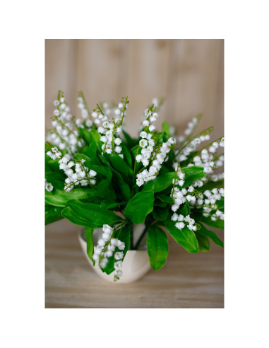 High-quality metal and wood construction of Hill Interiors SKU 23874 Lily Of The Valley Bunch, detailed view for UK customers.