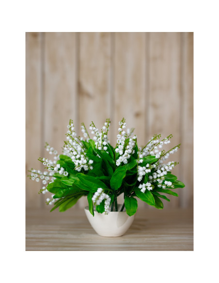 Full dimensions and specifications of Hill Interiors Lily Of The Valley Bunch 23874: Height 32.00cm, Width 0.00cm, perfect for