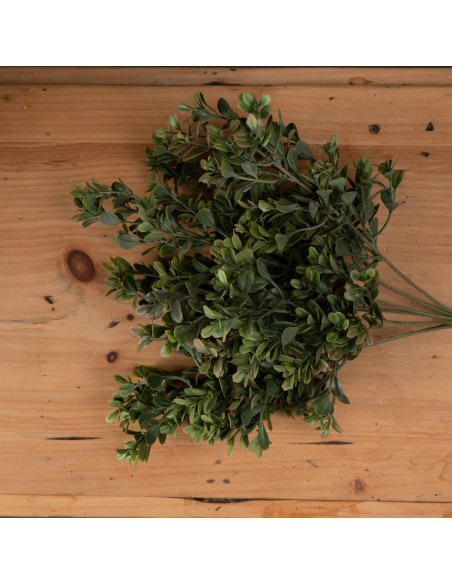 Buy Hill Interiors 19619 Red Tipped Leaf Spray online in UK with fast delivery from FastDaddy UK, your furniture expert.