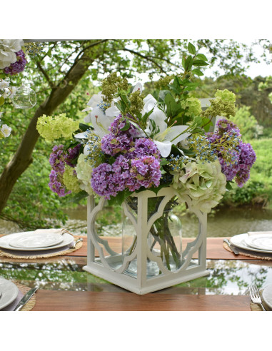 High-quality metal and wood construction of Hill Interiors SKU 21065 Shabby Green Single Hydrangea, detailed view for UK custom