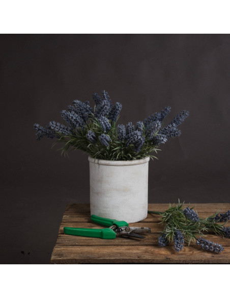 Hill Interiors Small Lavender Spray 17333 - Authentic Hill Interiors furniture directly from FastDaddy UK. Exclusive collection