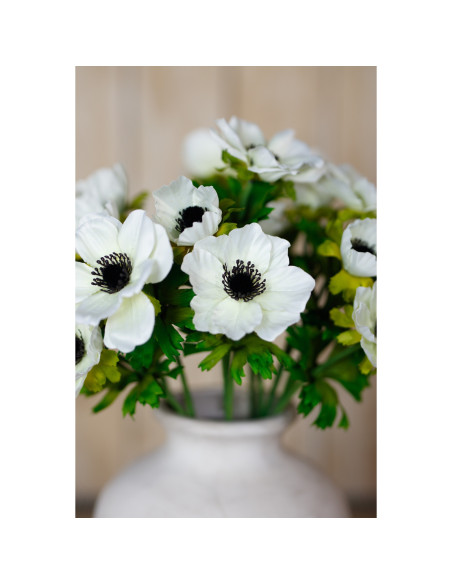 Full dimensions and specifications of Hill Interiors White Anemone Spray 23842: Height 56.00cm, Width 0.00cm, perfect for your