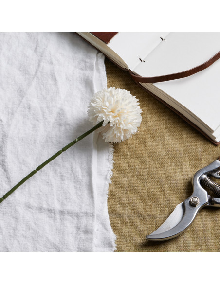 Buy Hill Interiors 22716 White Short Chrysanthemum online in UK with fast delivery from FastDaddy UK, your furniture expert.