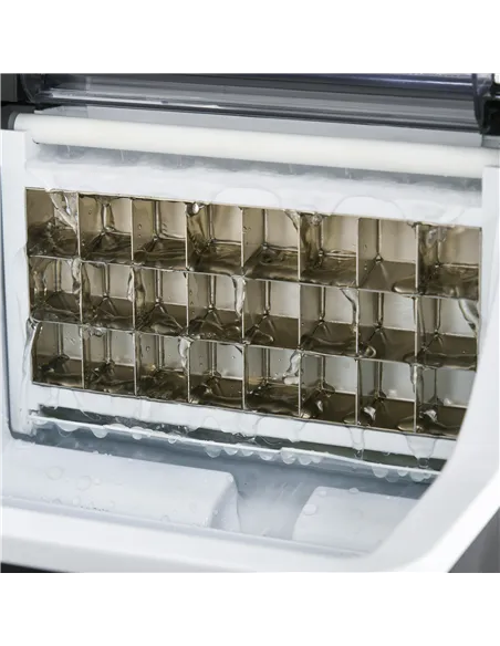 HOMCOM 3.2L Compact Ice Machine, with LCD Screen and Accessories - Black