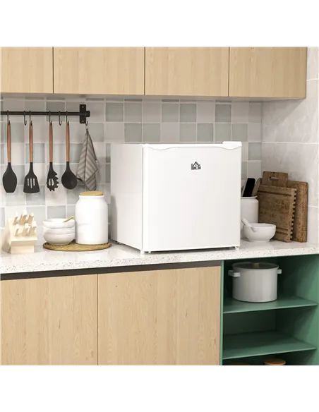 HOMCOM 35L Mini Freezer, -24℃ to -14℃ Temperature - White