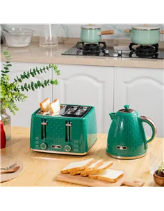 HOMCOM Kettle and Toaster Set, 1.7L 3000W Fast Boil Jug Kettle with Auto Shut Off, 4 Slice Toaster with 7 Level Browning Control 2