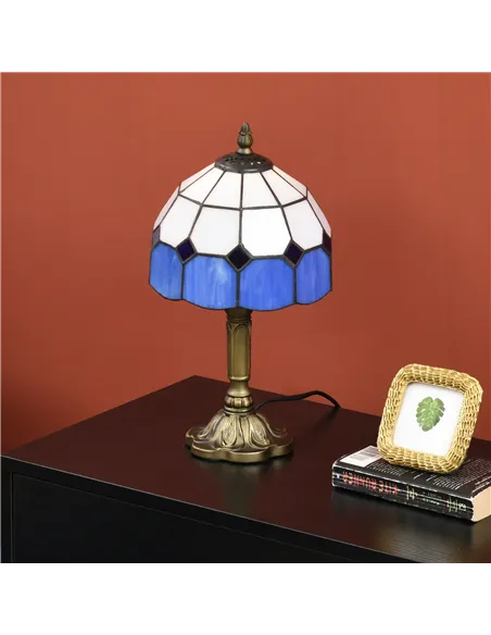 HOMCOM Handmade Stained Glass Table Lamp, Antique Bedside Lamp for Bedroom, Living room, Home, Nightstand, Decorative Night Ligh