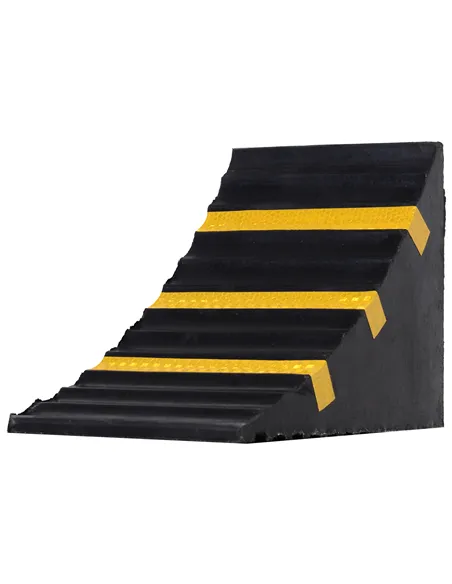 HOMCOM 2 PCs Rubber Wheel Chocks Heavy Duty Blocks for Vehicles, Cars, Caravan, Trailer with Handle 25L x 16W x 19H cm