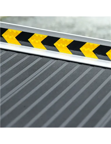 HOMCOM Wheelchair Ramp, 152L x 73Wcm, 272KG Capacity, Folding Aluminium Threshold Ramp with Non-Skid Surface, Transition Plates 