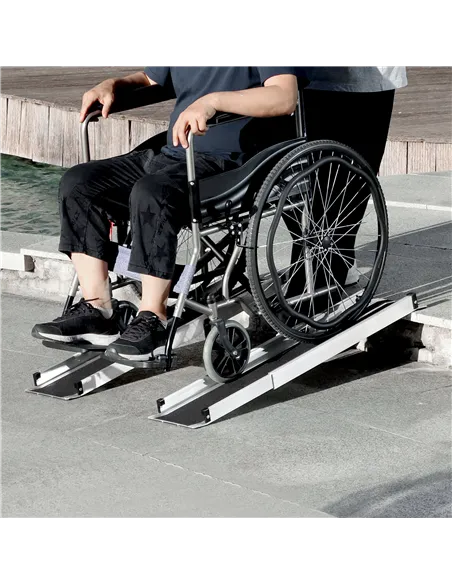 HOMCOM Set of Two 122cm Three-Level Aluminium Wheelchair Ramps