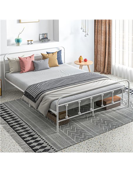 HOMCOM Double Minimalistic Metal Bed Frame - White