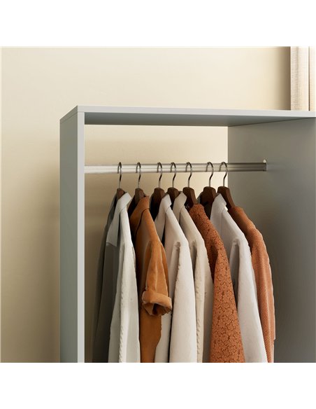 HOMCOM Open Wardrobe on Wheels, Bedroom Wardrobe with Clothes Hanging Rail, 2 Storage Shelves, Mobile Garment Rack for Cloakroom