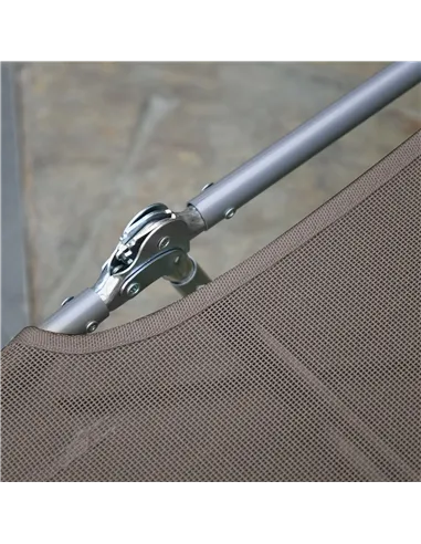 Outsunny Outdoor Foldable Sun Lounger, Adjustable Backrest Garden Recliner Sun Lounger Chair with Headrest Pillow, Coffee