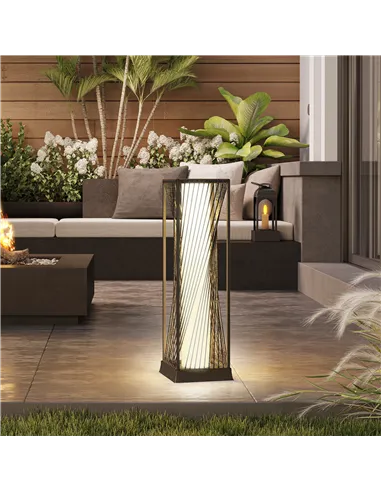 Outsunny Garden Rattan Lamp, 77 cm Tall Solar Rattan Floor Lamp, Solar Garden Light with Auto On/Off LED Lights, IP44 Waterproof