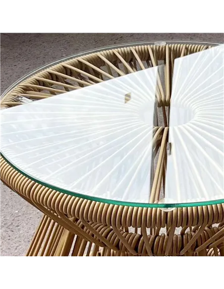 Outsunny Round End Table, Rattan Side Table, Hollow Drum Design Coffee Table w/ Glass Tabletop for Patio, Garden, Balcony Natura