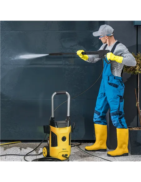 Outsunny 1800W 150-Bar Pressure Washer, with Adjustable Nozzle - Yellow
