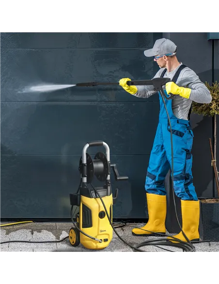 Outsunny 1800W High Pressure Washer, 150 Bar Pressure, 420 L/h Flow, Portable Power Washer Jet Wash Cleaner with Adjustable Nozz