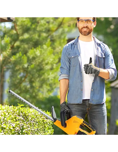 Outsunny 20" Cordless Hedge Trimmer, 18V Electric Hedge Cutter with 51cm Dual Action Blade, 2 x 4000mAh Batteries and Brushless 