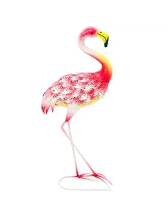 Outsunny Flamingo Garden Statue Ornament, Metal Bird Art Outdoor Statue, Standing Garden Sculpture Gift with Ground Stakes for P