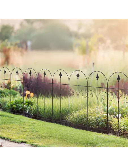 Outsunny Decorative Garden Fencing, 8PCs 44in x 12.5ft Outdoor Picket Fence Panels, Rustproof Metal Wire Landscape Flower Bed Bo
