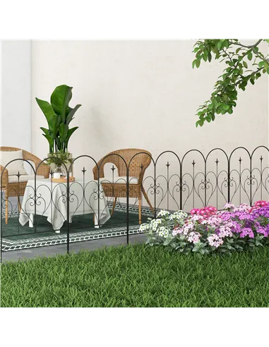 Outsunny Set of Five Decorative Heart Metal Fence Panels - Black